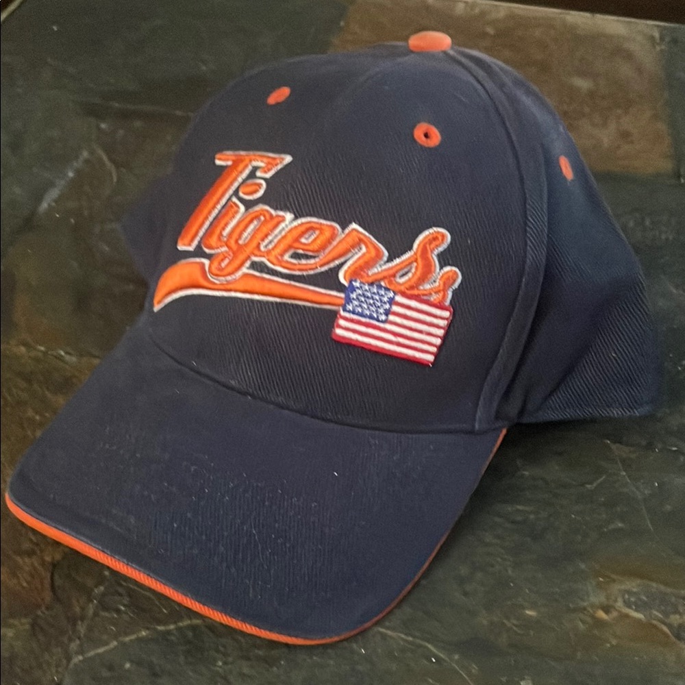 Detroit Tigers American flag hat